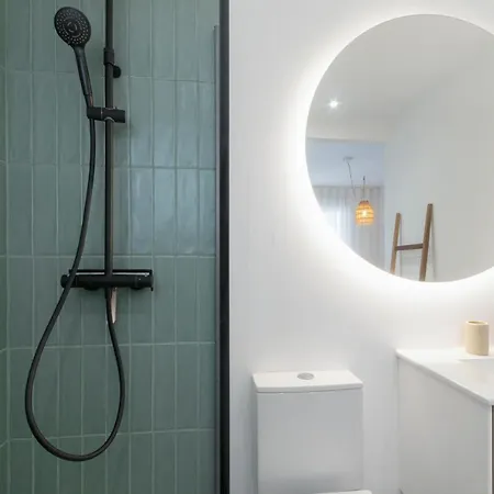 El 2 Bedrooms Malaga